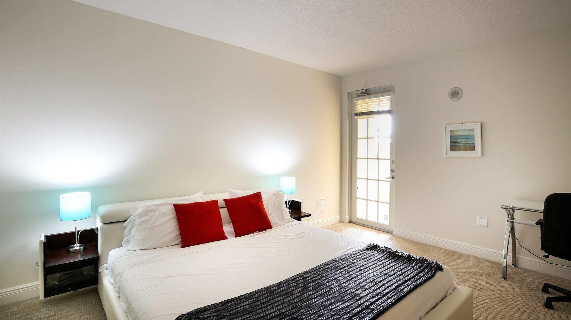Pelicanstay In Coral Gables Miami Exteriör bild