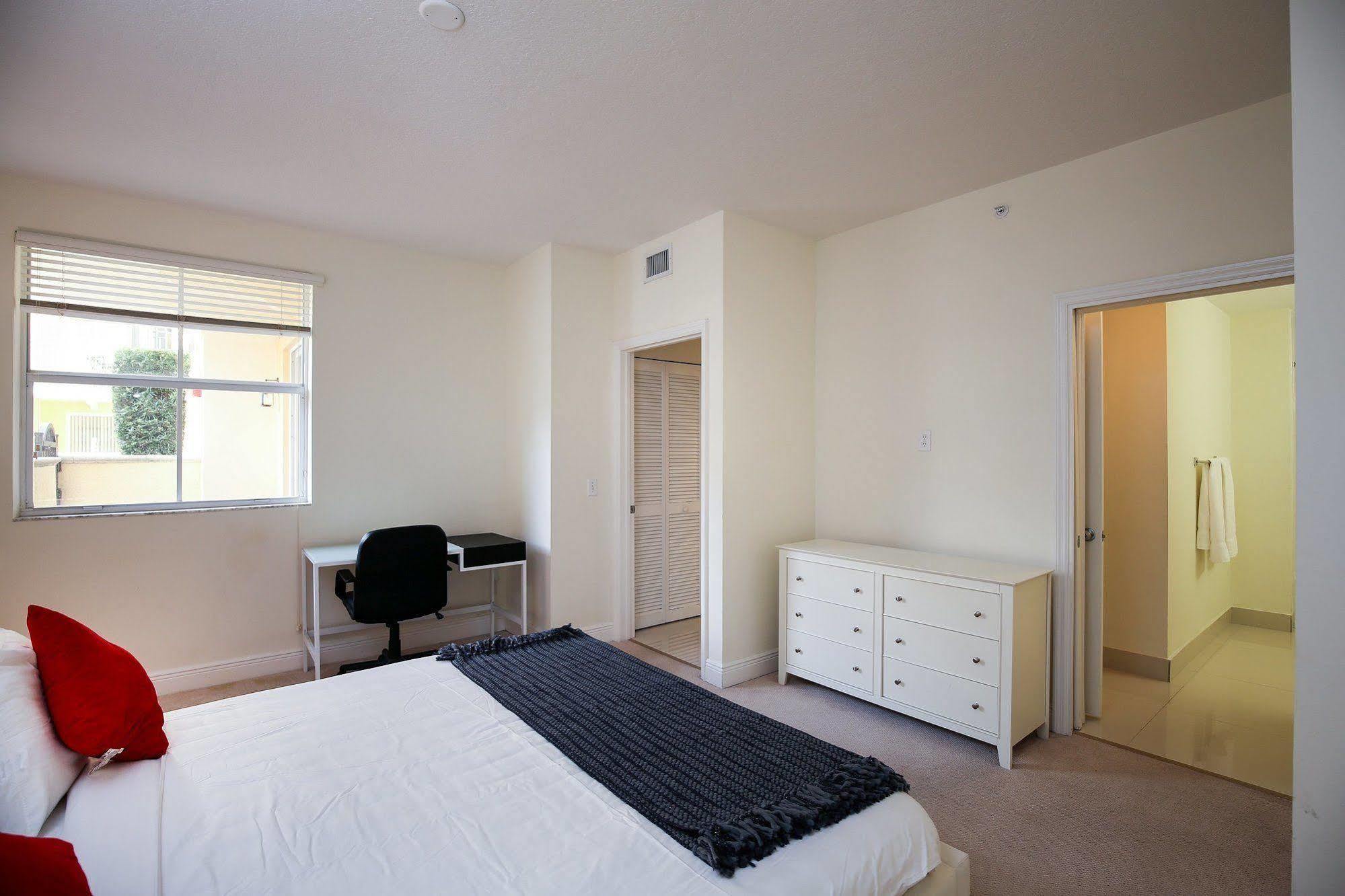Pelicanstay In Coral Gables Miami Exteriör bild